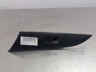 MANDO ELEVALUNAS DELANTERO DERECHO MAZDA 3 BERLIN