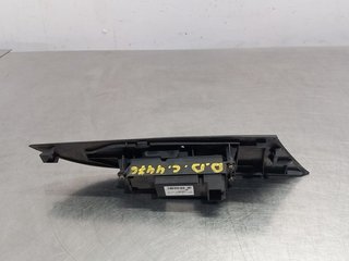 MANDO ELEVALUNAS DELANTERO DERECHO MAZDA 3 BERLIN