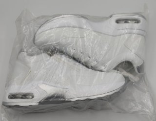 Zapatillas blancas (40). NUEVAS