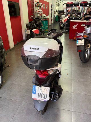 Sym SR 125 Scooter Blanca