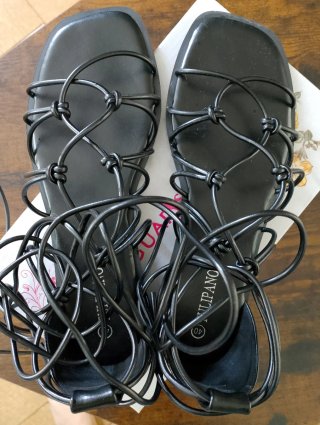 Sandalias Tulipano y de Regalo  Zapatos de tacón