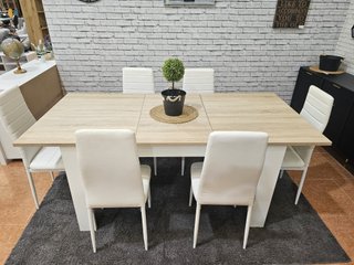 Mesa extensible y 6 sillas