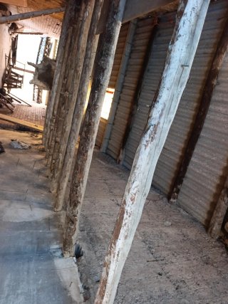 Vigas de madera rústicas