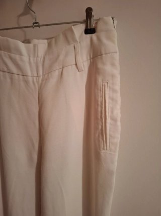 Pantalones blancos de talle alto
