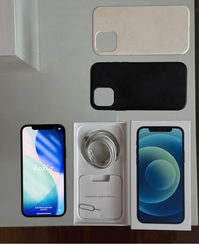 iPhone 12