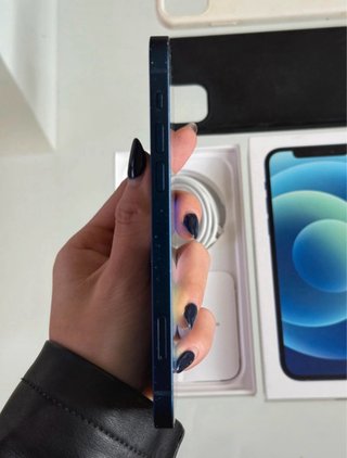 iPhone 12