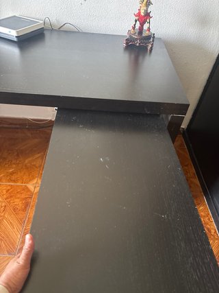 Escritorio de madera oscuro 150x 146 extendible
