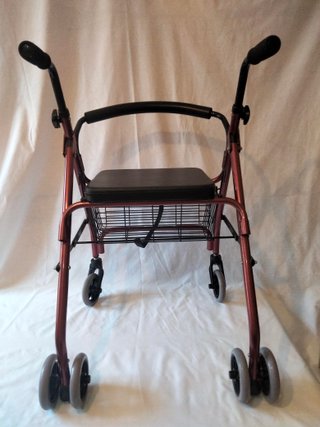 Vendo Andador Garcia 1880 con cesta