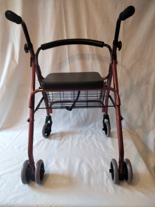 Vendo Andador Garcia 1880 con cesta