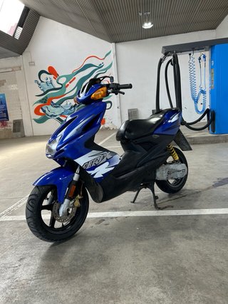 Yamaha Aerox Moto 49