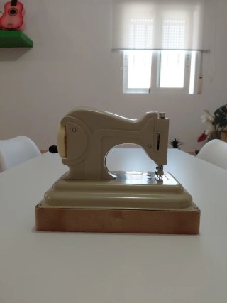 Máquina de coser Eureka Costurero Eléctrica
