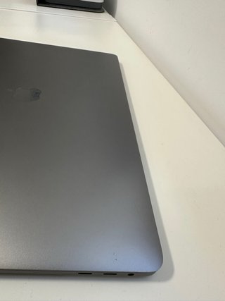 MacBook Pro 15 Gris Espacial (2017)