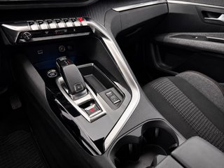 PEUGEOT 3008 1.2 PureTech SS Active Pack EAT8