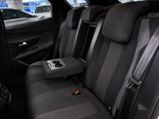 PEUGEOT 3008 1.2 PureTech SS Active Pack EAT8