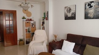 SE VENDE PISO EN PLANTA BAJA CON PARKING EN LUCENA