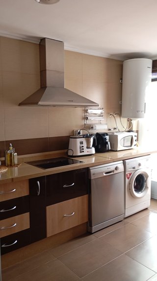 SE VENDE PISO EN PLANTA BAJA CON PARKING EN LUCENA