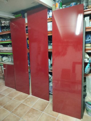 Laterales de cocina rojos Precio 30 € unidad