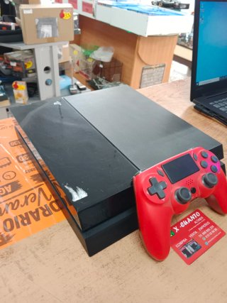 CONSOLA SONY PS4 FAT 500GB 13.50 MANDO CABLES