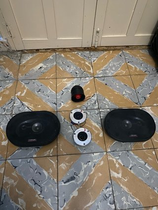 Altavoces Ovalados y Tweeters