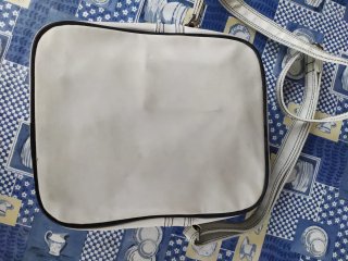 Bolso bandolera Adidas blanco y negro