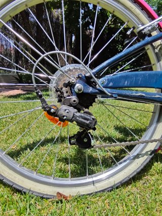 Bici niña 24 B'TWIN con cambio de marchas