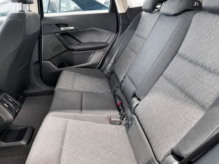 BMW iX1 2025