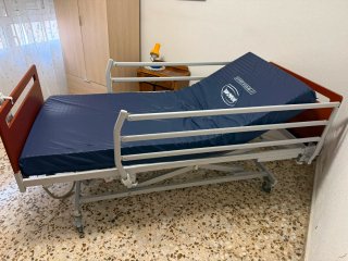 Cama articulada, andadores, silla de ducha, etc