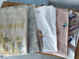 Camiseta Moebius "Bunker"