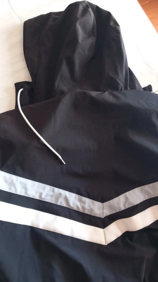 Chaqueta Hollister Negra con Capucha Talla L