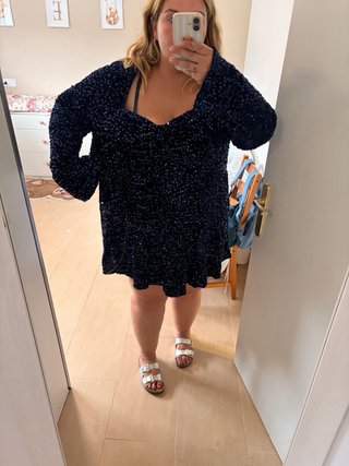 Vestido lentejuelas Boohoo azul marino talla 56