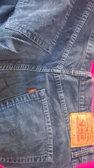Lote de 6 pantalones ( regalo 7 camisas)