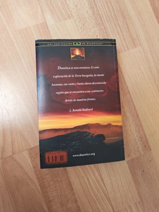 Dianética: El Poder del Pensamiento Sobre el Cu...