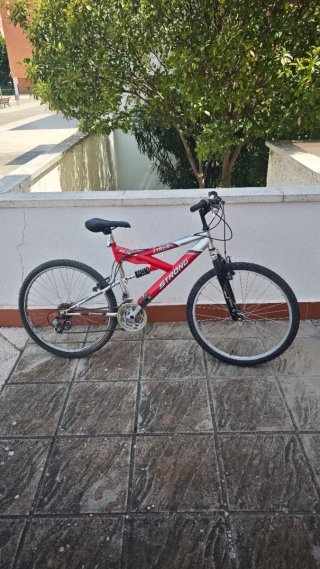 Bicicleta STRONG XTREM con cámaras nuevas