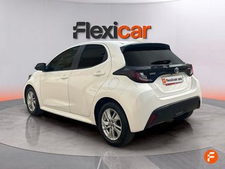 Toyota Yaris 1.5 120H Business Plus