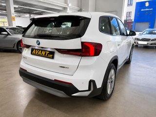 BMW iX1 2024