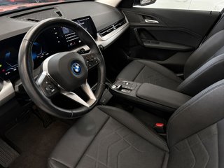 BMW iX1 2024