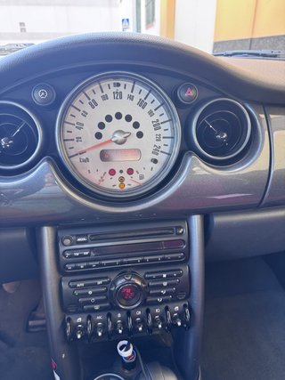 MINI Cooper 2003