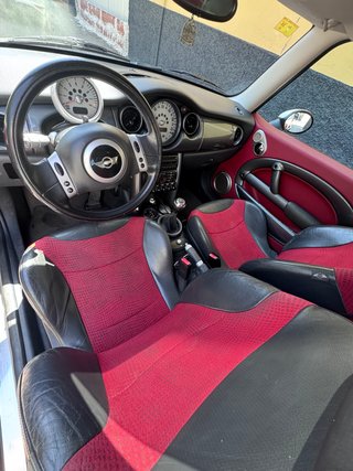 MINI Cooper 2003