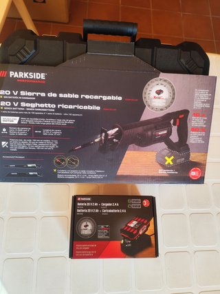 Sierra Sable Parkside 20V + Batería 2Ah + Cargador