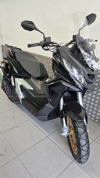 Keeway Aventerra 125 Negra