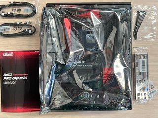 Scheda madre ASUS B150 PRO GAMING