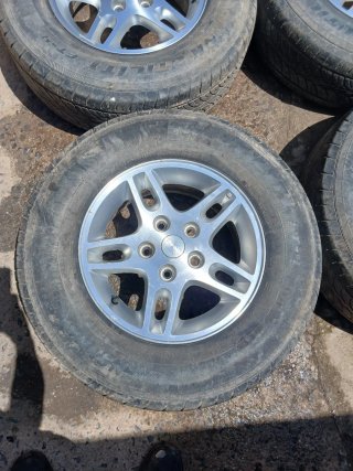Llantas Jeep Grand Cherokee WJ