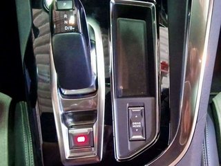 Peugeot 3008 Hybrid 300 e-EAT8 GT