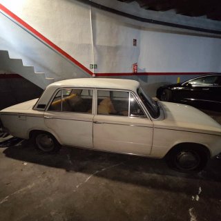 SEAT 124 1972