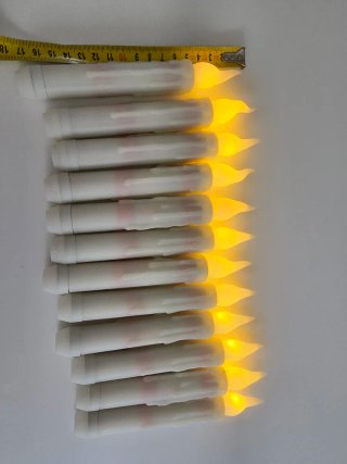 Velas LED flotantes