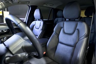 Volvo XC90   2.0 B5 D AWD Momentum Pro Auto