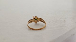 Anillo Oro 18k con piedras