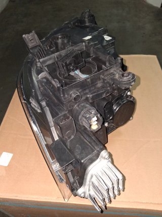 Faro delantero