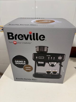 Cafetera Espresso Breville Barista Max + VCF152X