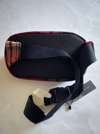 Riñonera Tommy Hilfiger Tartán Roja